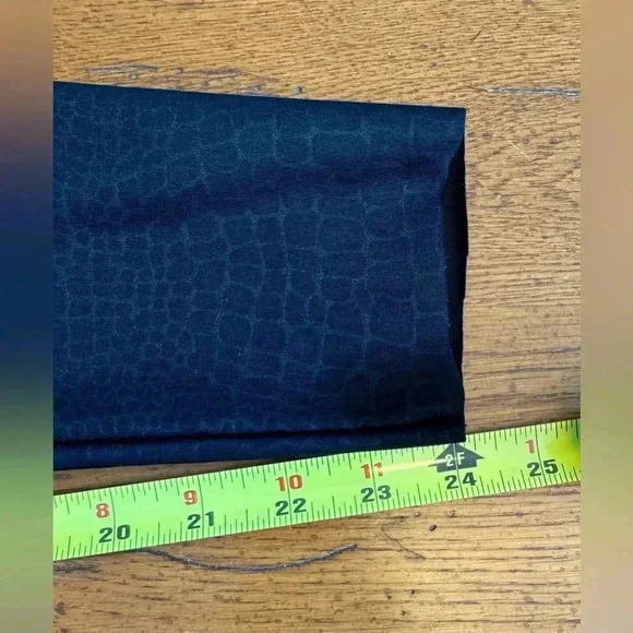 Women’s black leopard print leggings by Wild Fable size XS - Picture 12 of 14